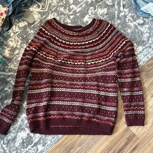 Bass sweater